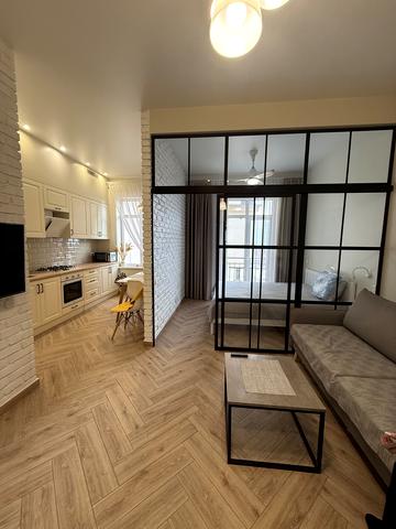 Грецька вул., 2