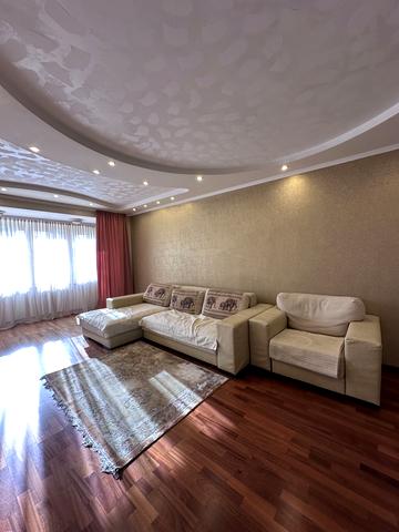 Голосіївський просп. (40-річчя Жовтня), 27