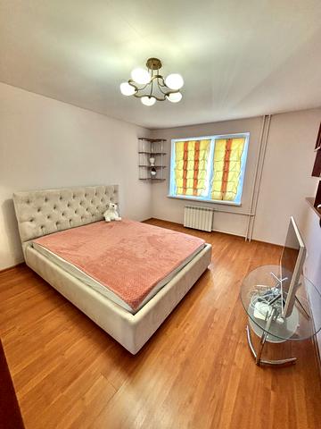 Оноре де Бальзака вул., 6