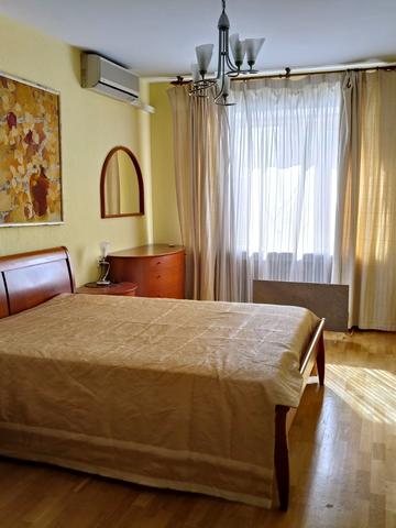 Максима Токарева вул. (Вузівська), 5