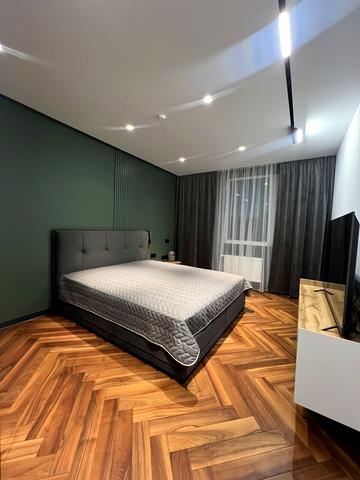 Уляни Кравченко вул., 13