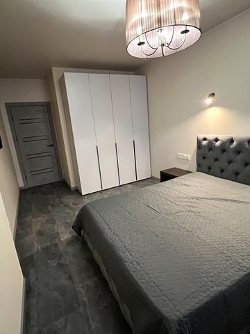 Олександра Олеся вул., 17