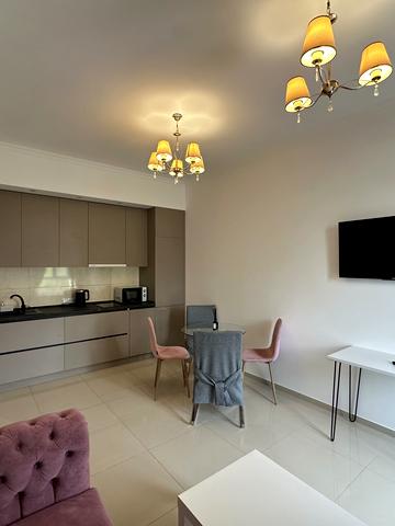 Жилянська вул., 68