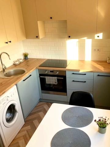 Миру вул., 118