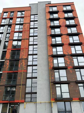 Ореста Криворучка вул., 17