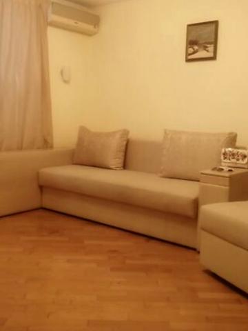 Писаржевського вул., 2