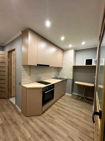 Приміська вул., 24