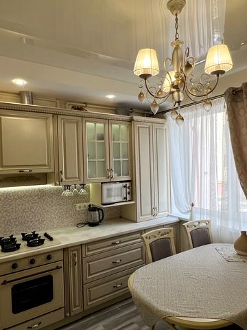 Одеська вул., 3/6