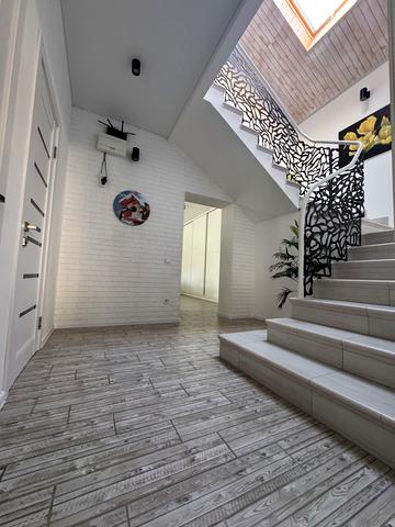 Світла вул., 18/24а