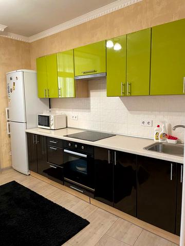 Олени Пчілки вул., 8