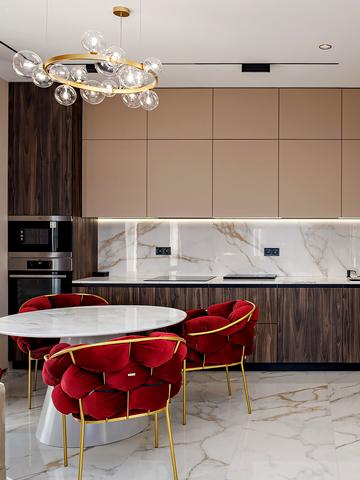 Шота Руставелі вул., 7-Я