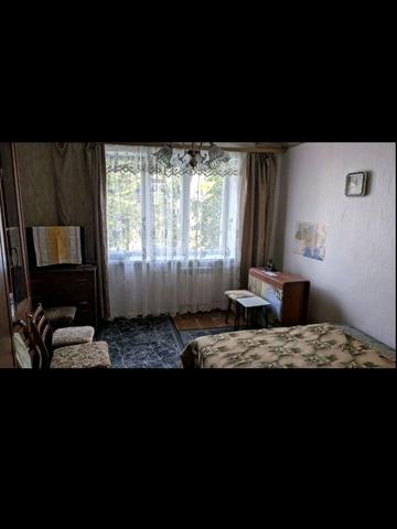 Киргизька вул., 19