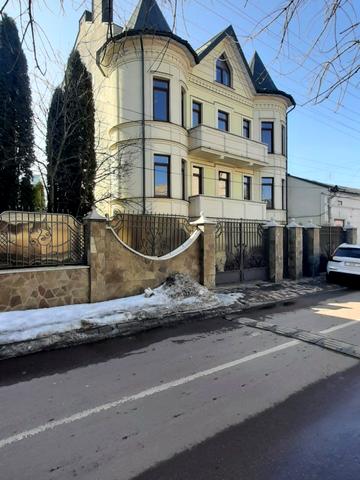 Республіканська вул., 14-Б