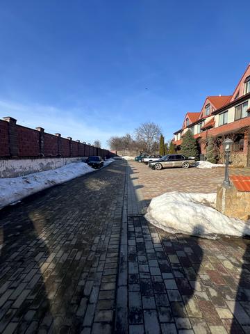 Рядова вул., 22