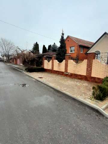 Черняхівського вул.