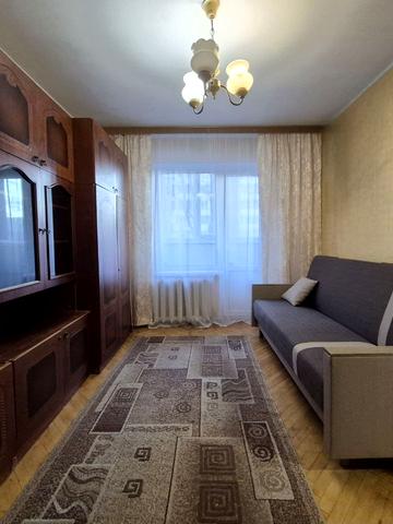 Деміївська вул., 37