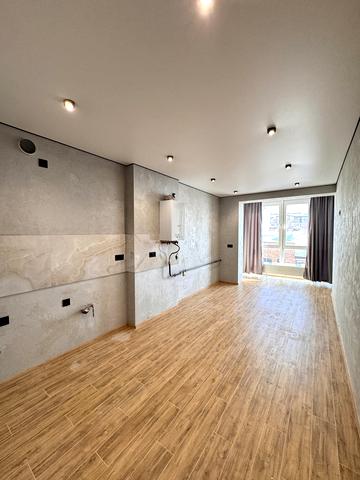 Молодіжна вул., 11/5