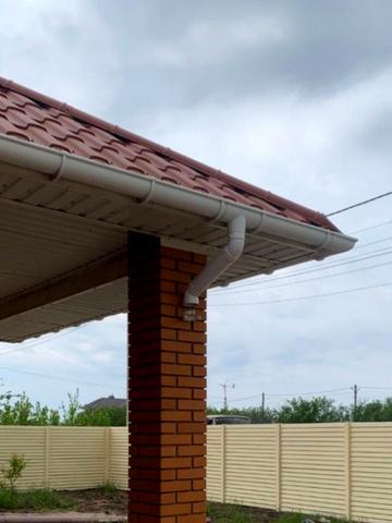 Зелена вул., 10