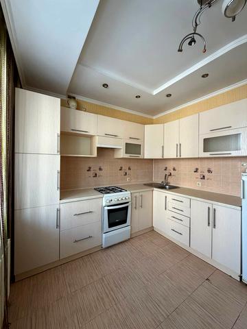 Інститутська вул., 6в