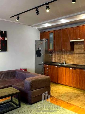 Леся Курбаса просп., 5-В