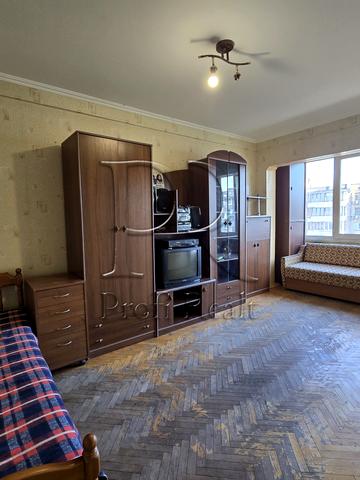 Ентузіастів вул., 25/1