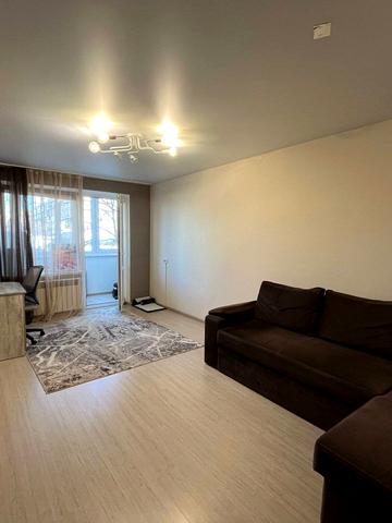 Якуба Коласа вул., 11