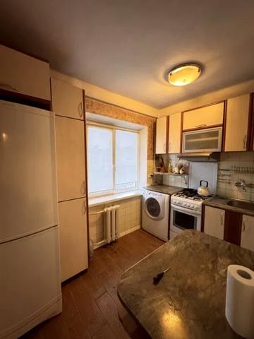 Івана Миколайчука вул. (Серафимовича), 7