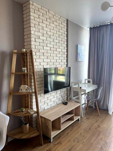 Полковника Гуляєва просп. (Маршала Жукова), 111