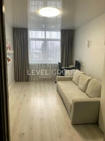 Вацлава Гавела бульв. (Івана Лепсе), 28