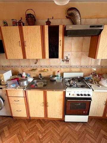 Сортувальна вул., 21