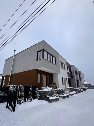 Кленова вул., 63