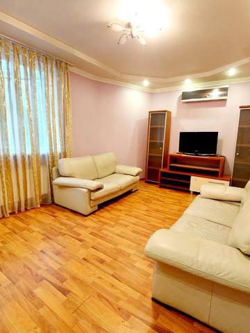 Дмитра Климпуша вул., 5