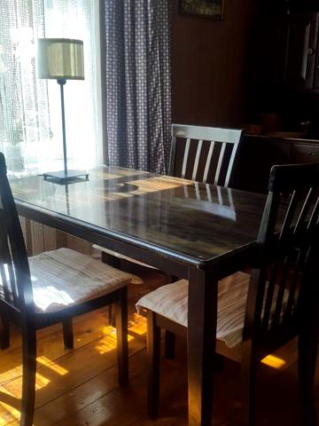 Академіка Олександра Богомольця вул., 8