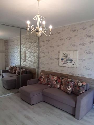 Машинобудівників вул., 17