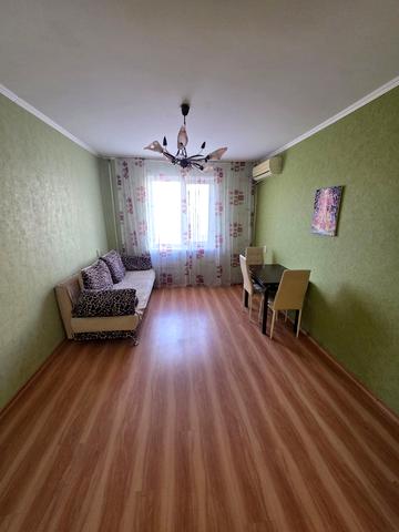 Парусний пров., 10