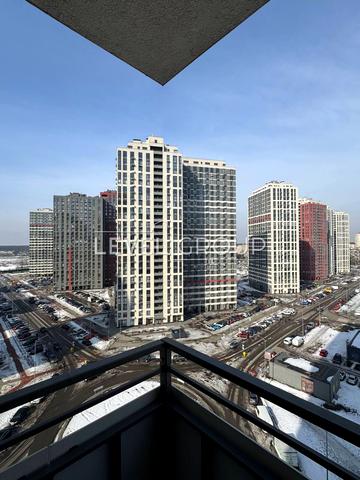 Всеволода Змієнка вул., 34/21