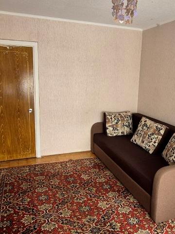 Дніпровська набережна вул., 9