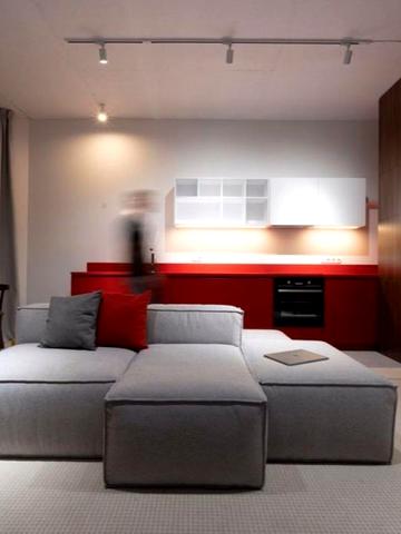 Саперне Поле вул., 12