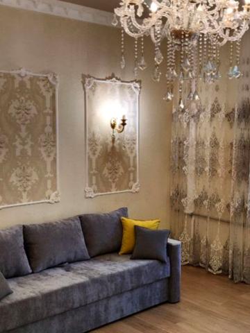 Бориса Чичибабіна вул., 2