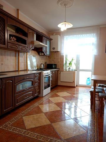 Північний бульв., 7а