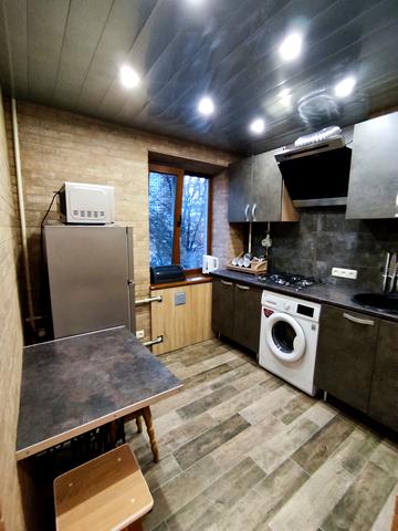 Мечникова вул. (Кловський), 7