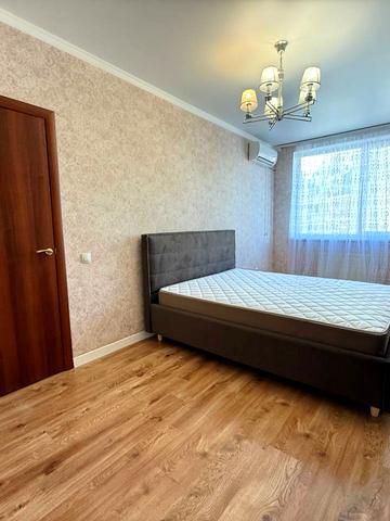 Проїзна вул., 18