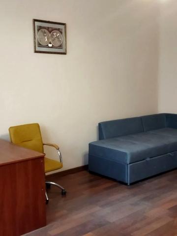 Микільсько-Слобідська вул., 1-А