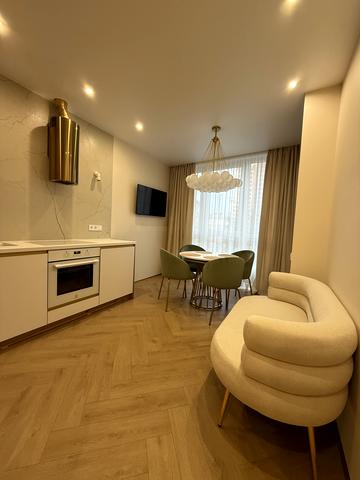 Вільгельма Котарбінського вул. (Миколи Кравченка), 24