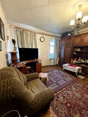 Олександра Кутузакія вул. (Ленінградська), 32