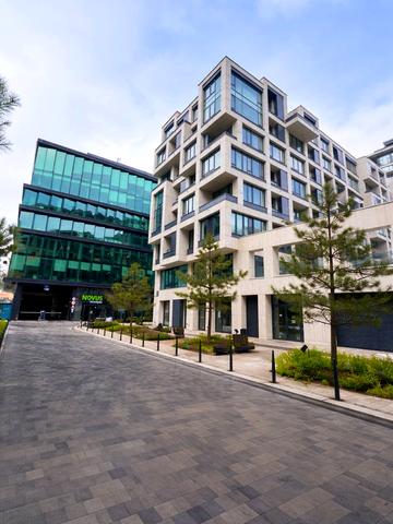 Ґарета Джонса вул. (Сімї Хохлових), 12