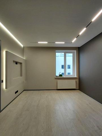 Подільська вул., 4-Б