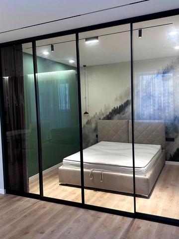 Юності вул., 3