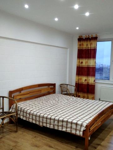 Райдужний масив вул., 7-Б