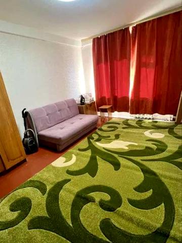 Полярна вул., 13